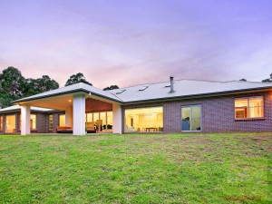 Cunningham Custom Homes Grose Vale Family home 1